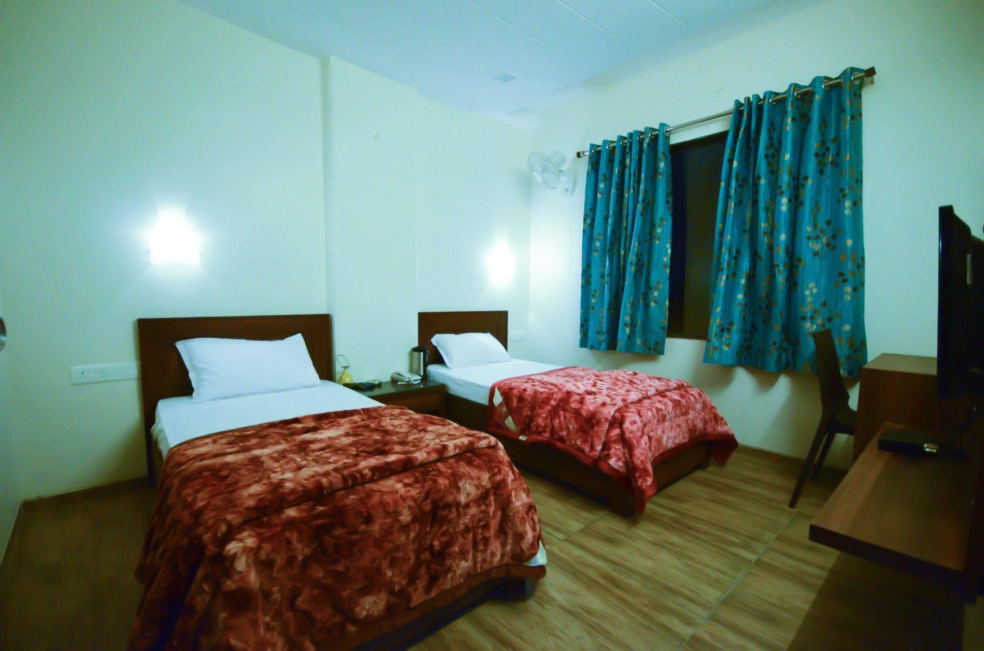 Hotel Sunday Inn Divisione di Divisione di Jaipur Esterno foto