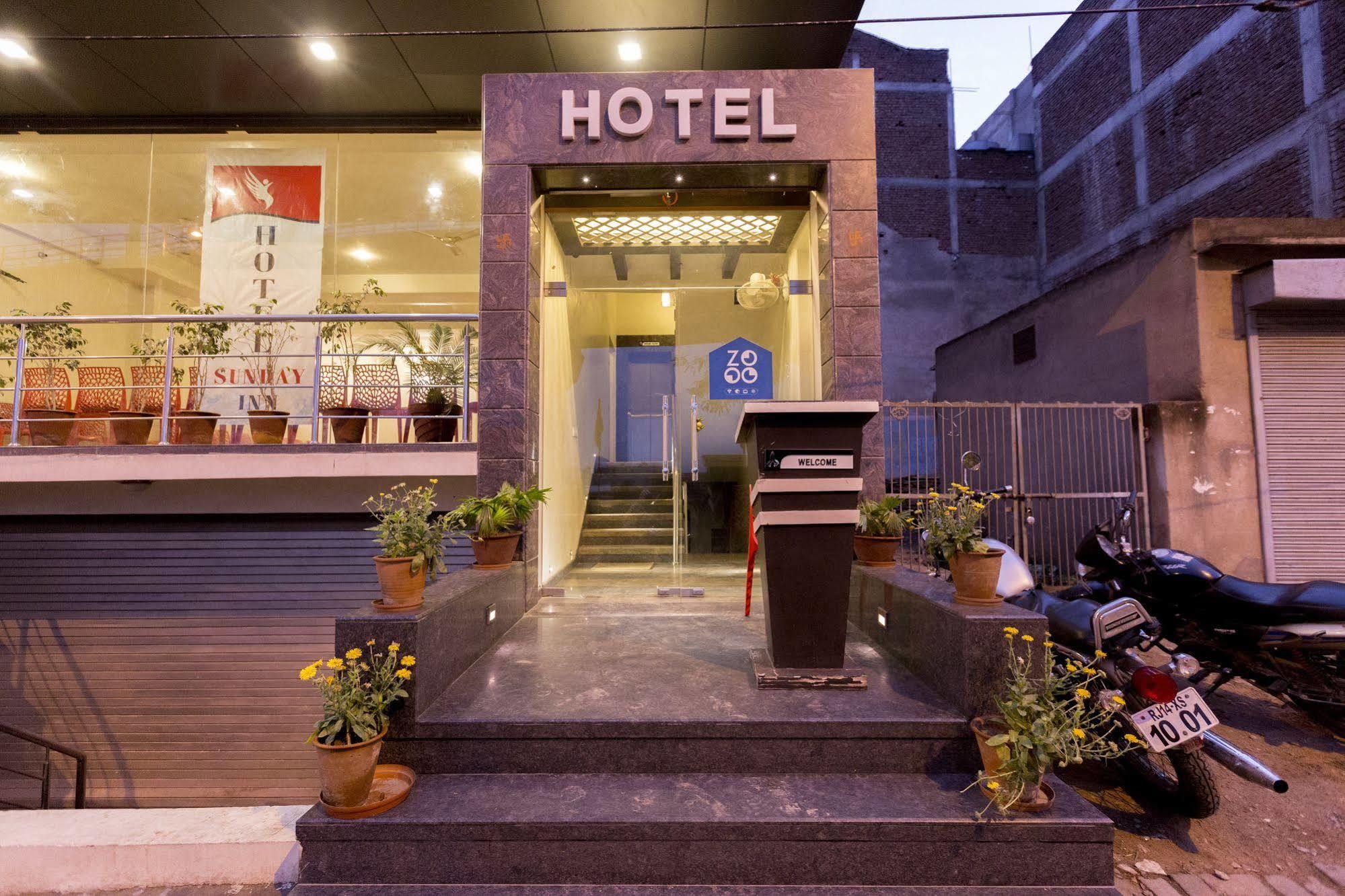 Hotel Sunday Inn Divisione di Divisione di Jaipur Esterno foto