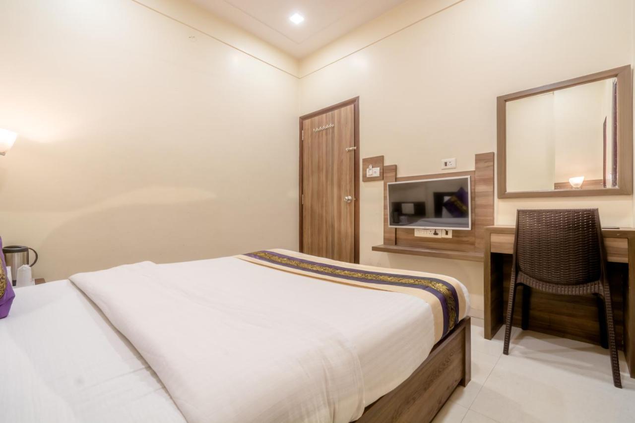 Hotel Sunday Inn Divisione di Divisione di Jaipur Esterno foto