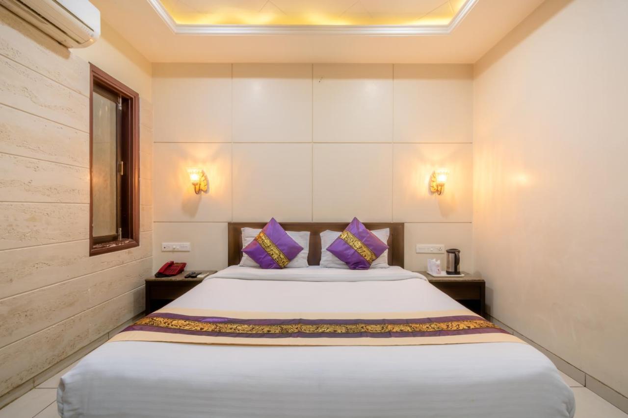 Hotel Sunday Inn Divisione di Divisione di Jaipur Esterno foto