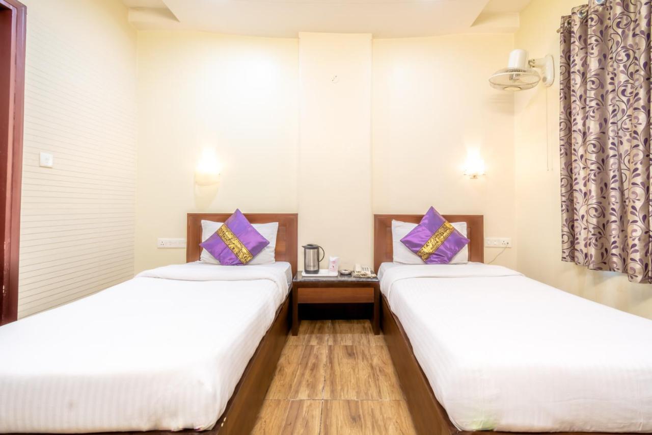 Hotel Sunday Inn Divisione di Divisione di Jaipur Esterno foto